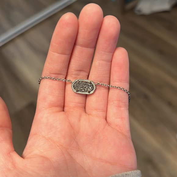 Silver with a grey stone kendra scott necklace - Picture 2 of 2